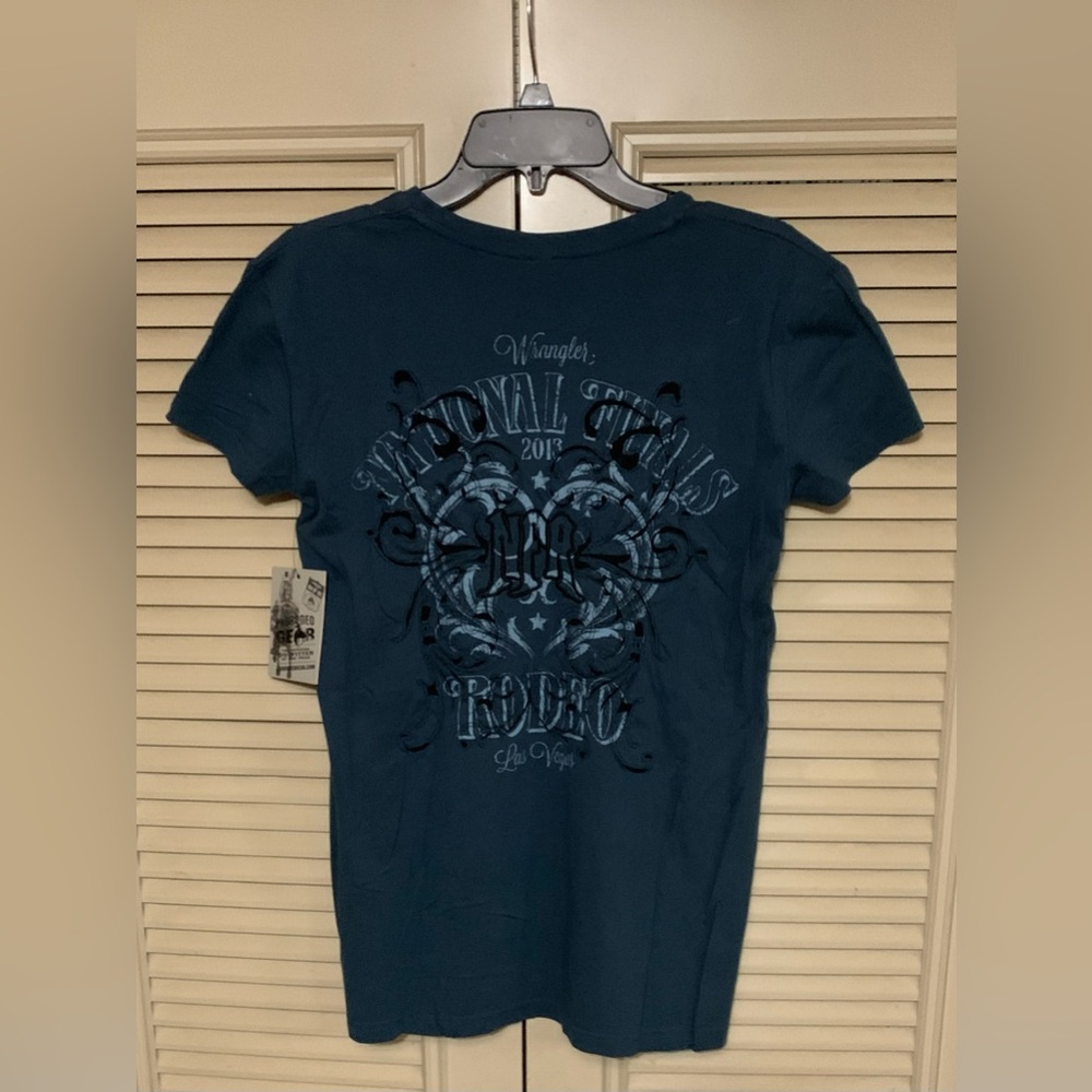 ProRodeo women’s shirt (Wrangler 2013 NFR Las Vegas rodeo)NWT